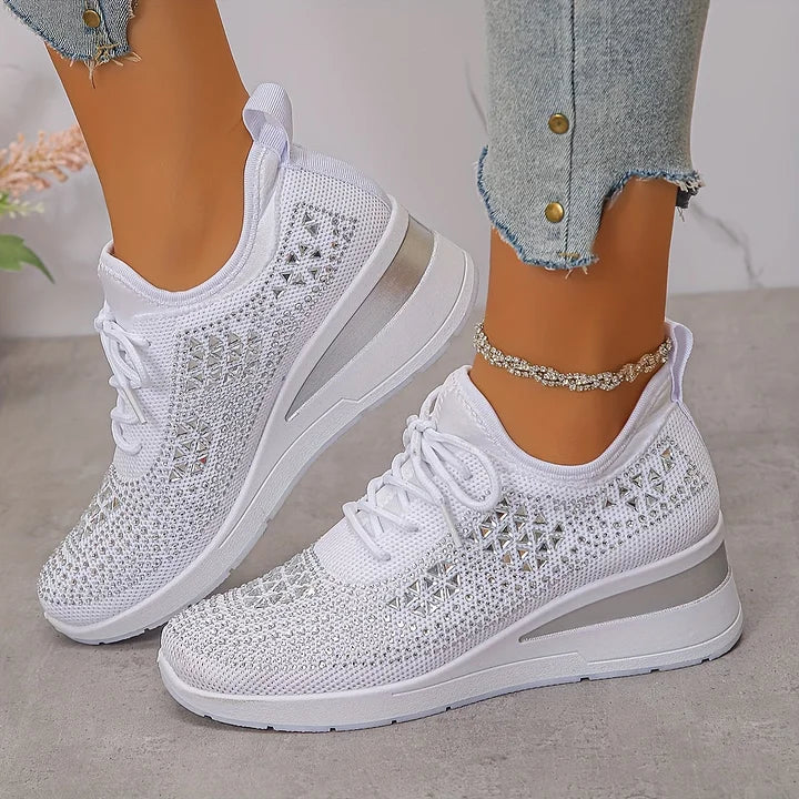 White / AU5 / EU36