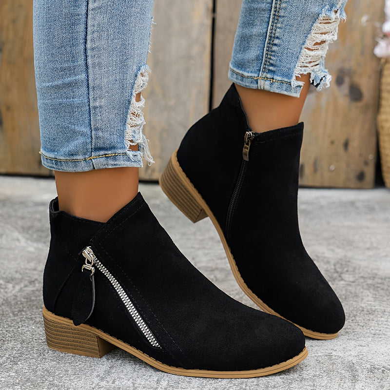 Black / 4